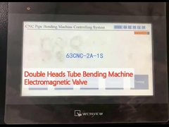 Elektromagnetische klep voor het buigen van buizen met dubbele kop